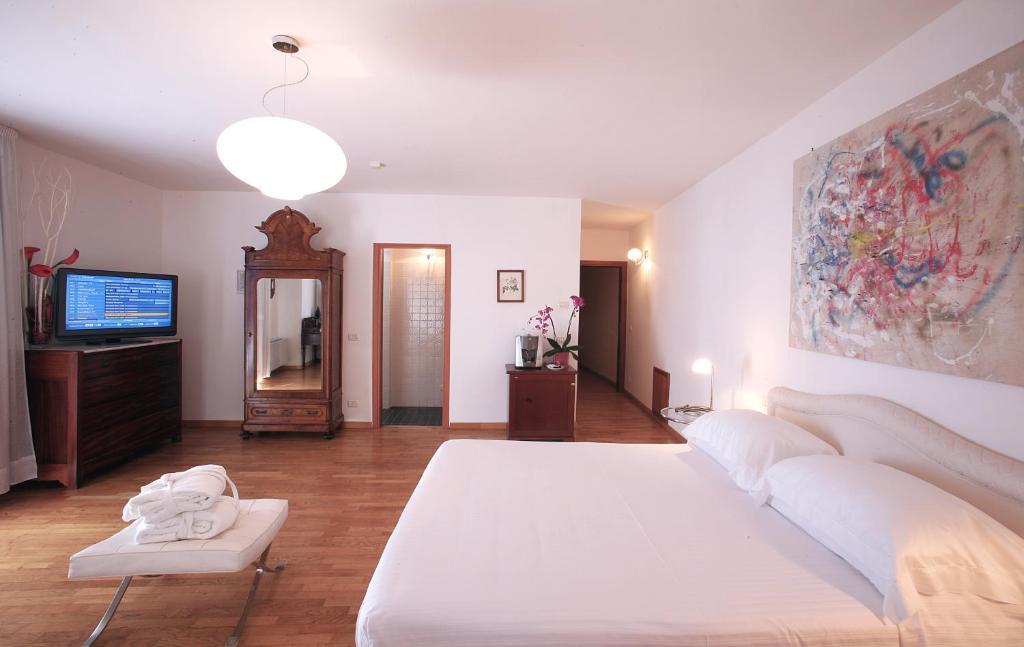 Hotel Claudio Bergeggi Pokój zdjęcie